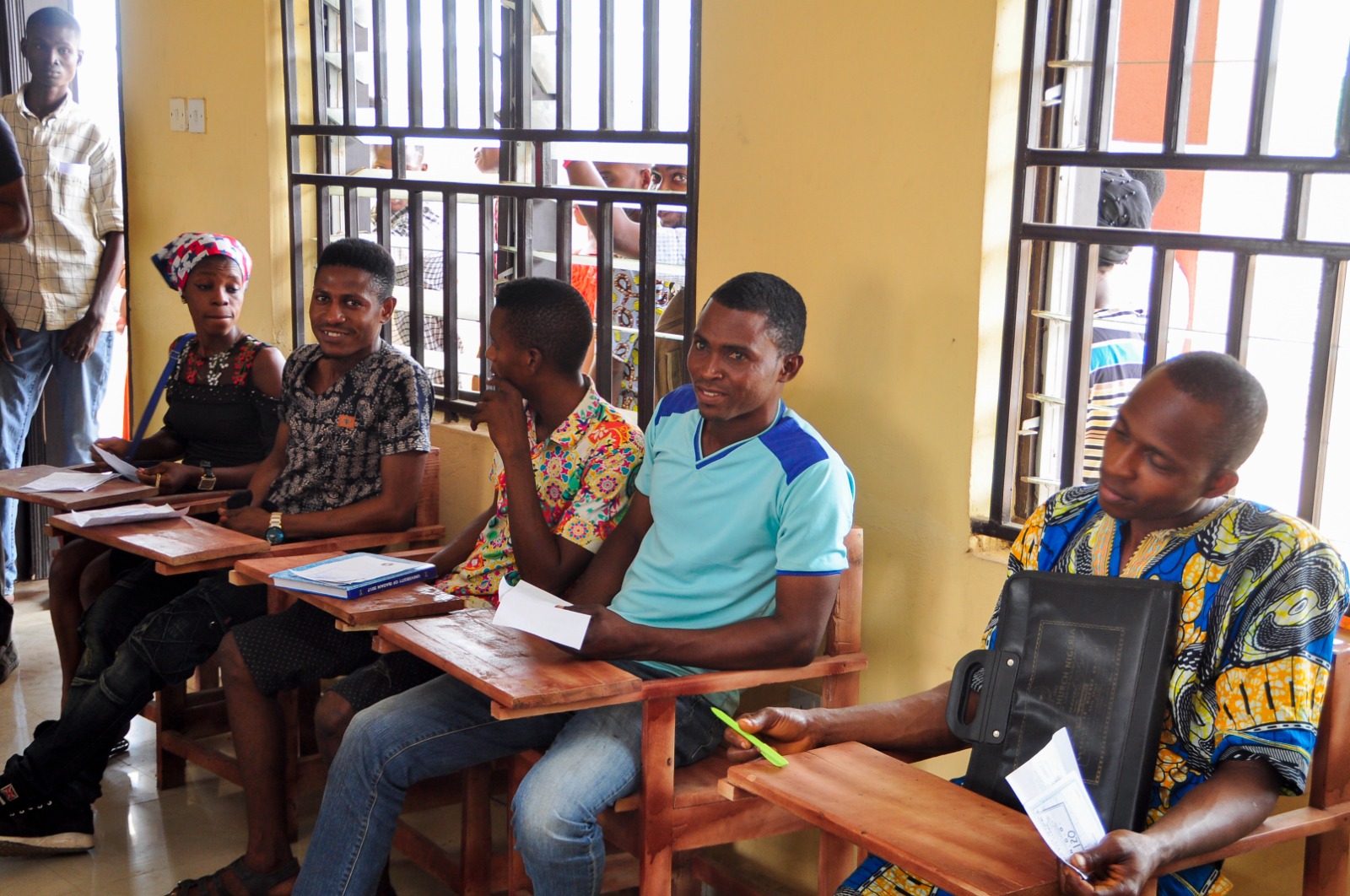 Participants in a practical learning setting